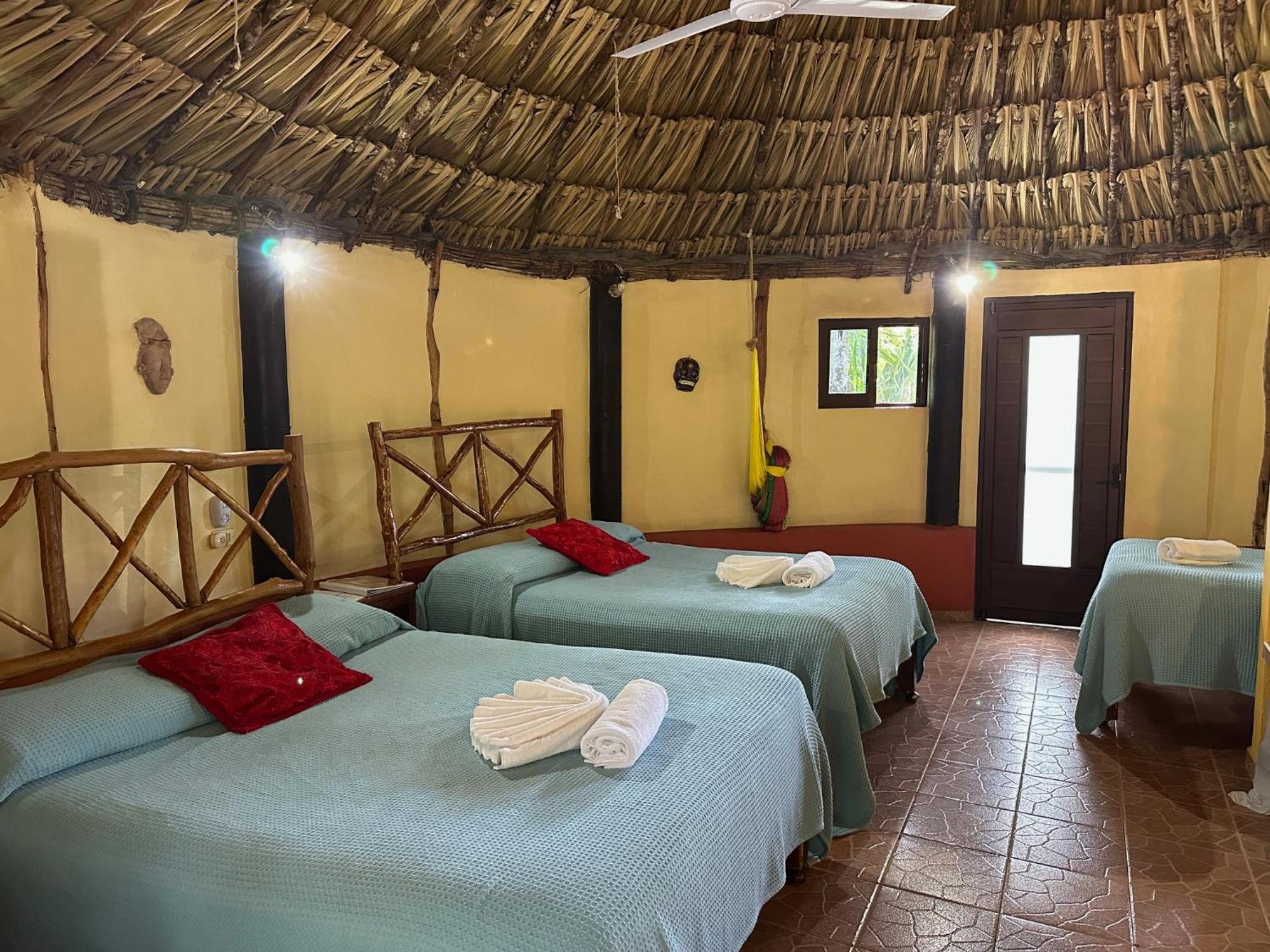 The Pickled Onion B&B And Restaurant Uxmal Santa Elena Exterior photo